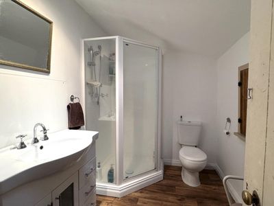 fhgc-aus-post-profitable-lifestyle-business-inc-3br-home-and-studio-work-mon-to-8