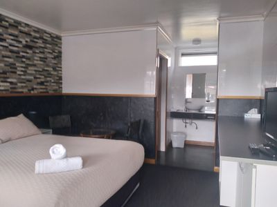 24-room-fhgc-best-value-tasmanian-motel-1-250-000-negotiable-9