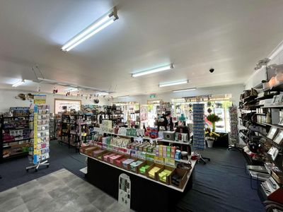 excellent-renovated-profitable-gift-shop-in-latrobe-tasmania-4