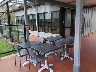 no-ingoing-modern-stylish-sophisticated-water-views-wild-rivers-escape-restaura-4