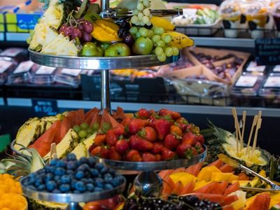 fresh-food-hub-fruit-veg-takeaway-amp-catering-6