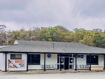 signal-station-tavern-offers-over-99-000-sav-easy-operation-main-rd-frontage-1