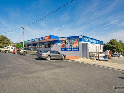 long-established-respected-successful-mitre-10-huon-valley-hardware-geeveston-1