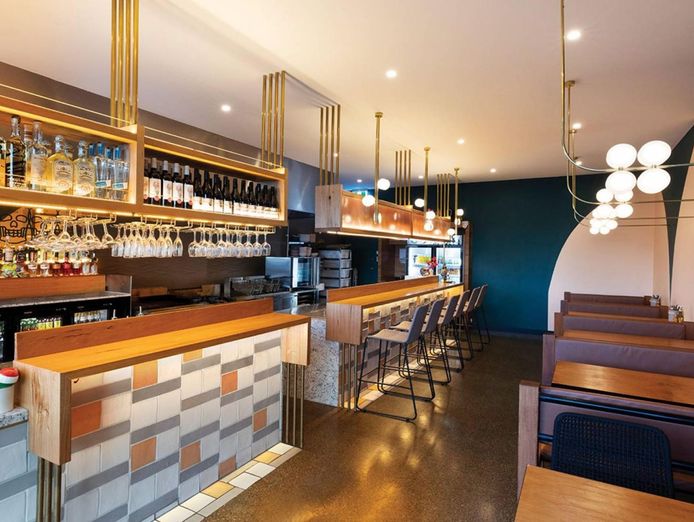 authentic-latin-dining-experience-exceptional-restaurant-opportunity-in-melbou-1