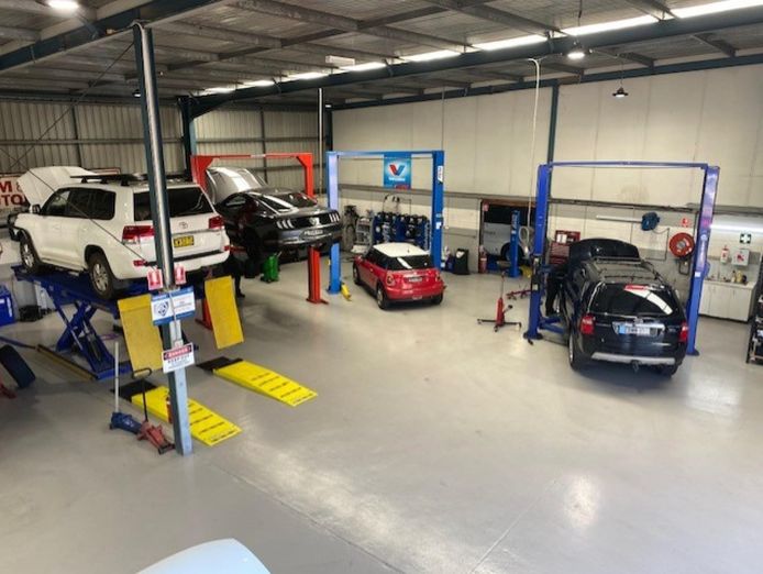 well-established-automotive-workshop-hills-district-4