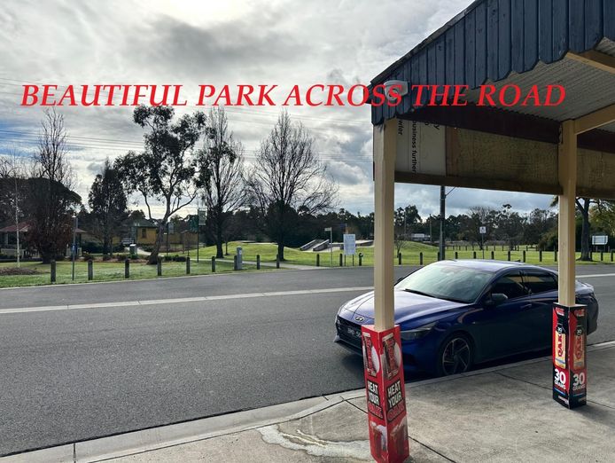 supermarket-convenience-store-4-bedroom-house-8