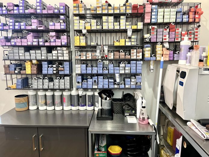 profitable-iconic-5-day-working-hair-salon-launceston-make-your-own-5