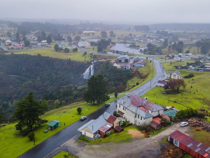 profitable-iconic-fhgc-bischoff-15-room-hotel-waratah-tas-1mill-t-o-growth-pot-6