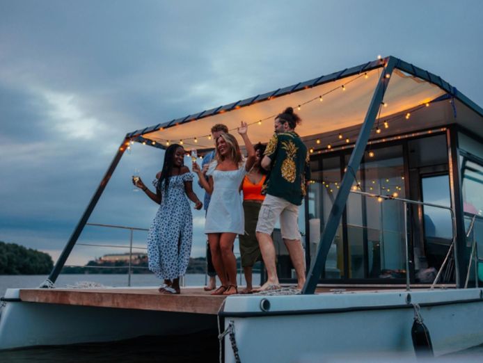 party-boat-charter-business-sydney-harbour-vessel-goodwill-and-bookings-incl-2