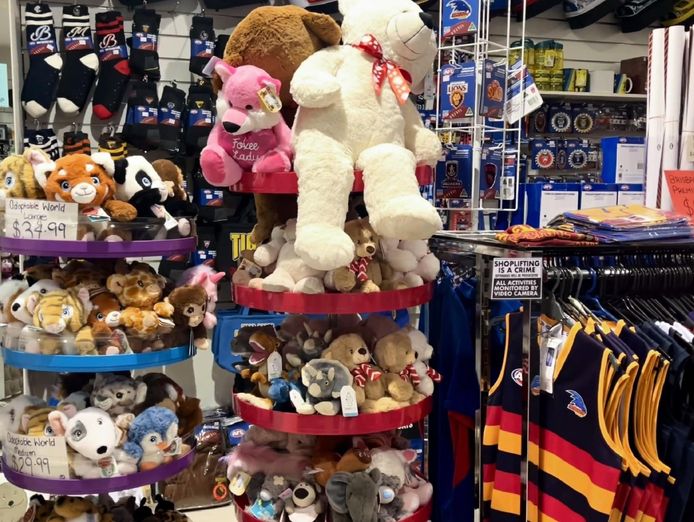 profitable-gift-shop-weekly-sales-8k-part-time-working-owner-6