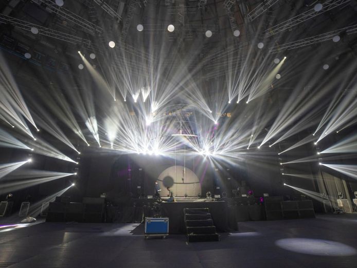 entertainment-amp-performing-arts-products-wholesaler-3