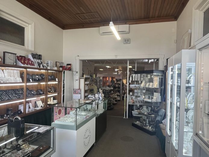 established-jewellery-amp-gift-store-52-years-of-success-scottsdale-tasma-4
