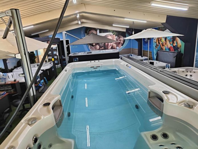 leased-nursery-and-spa-supplies-wholesale-and-retail-with-18-5-acres-and-3-bed-0