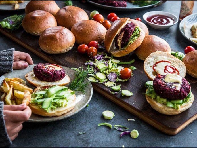 cafe-amp-bar-situated-in-busy-corporate-student-amp-tourist-market-0