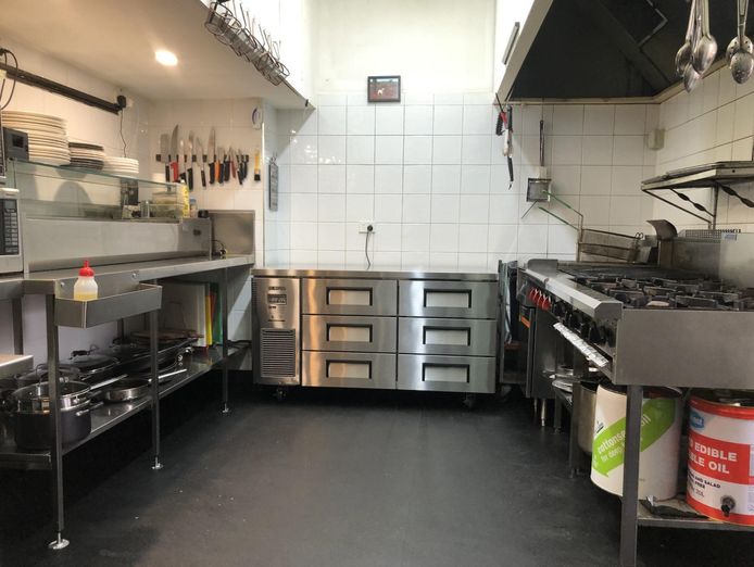 historic-country-hotel-business-food-keno-bar-asking-215-000-sav-long-lease-8