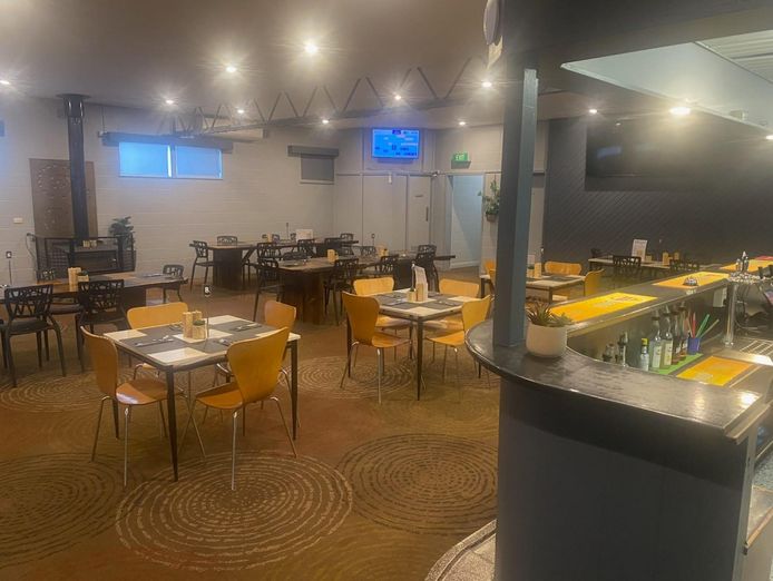 best-value-tasmanian-hotel-all-revenue-streams-excellentpresentation-fhgc-0-0-8