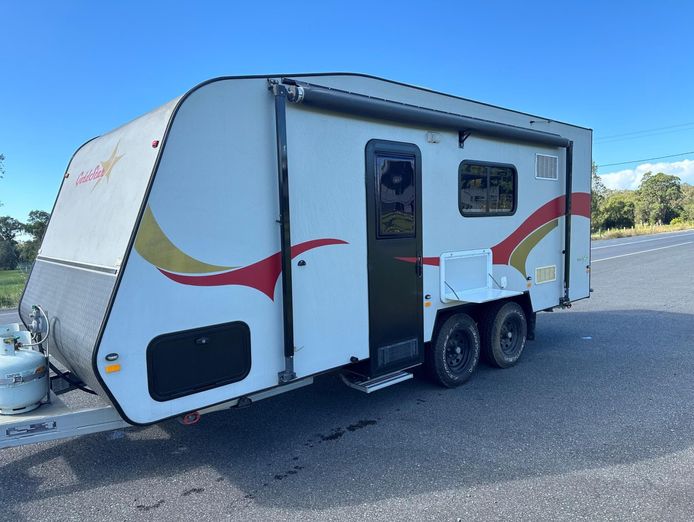 caravan-hire-company-2