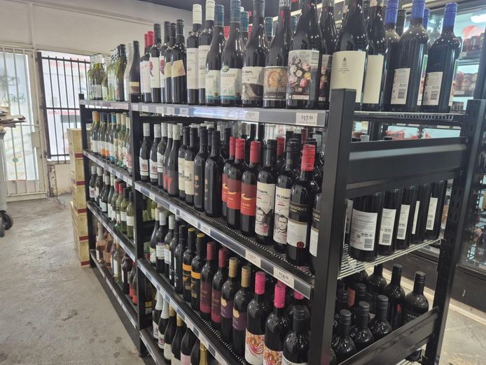 western-suburbs-bottleshop-amp-bar-unique-dual-income-business-only-230-0-4