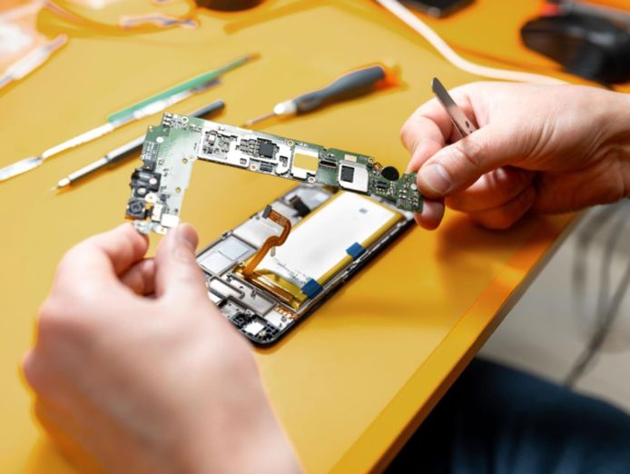pop-phones-franchise-tech-retail-amp-repairs-with-national-brand-backing-5
