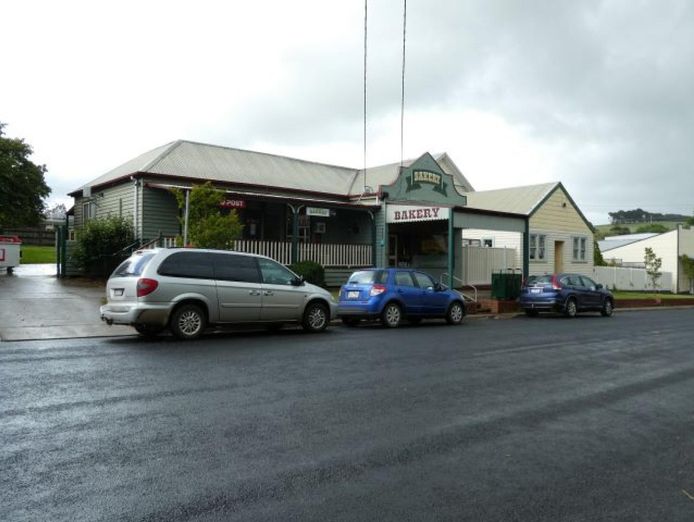 freehold-and-business-bakery-and-post-office-6