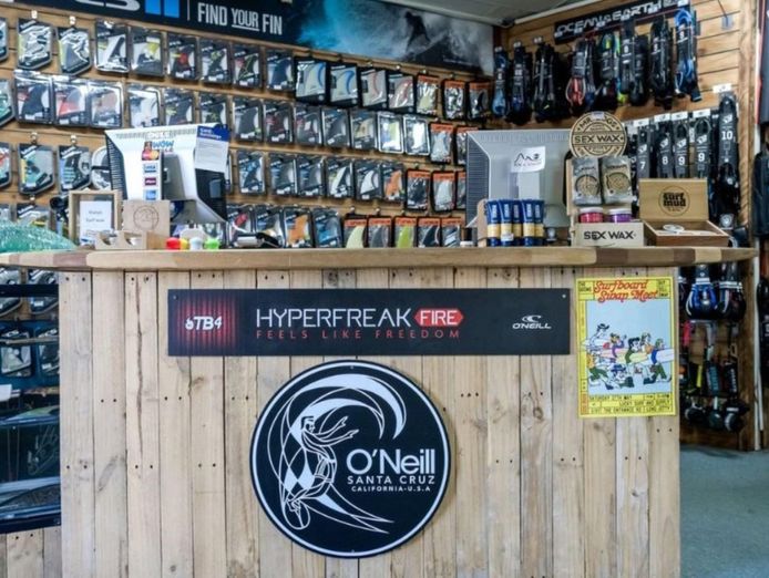 owner-operated-retail-surf-shop-impeccable-reputation-convenient-location-3