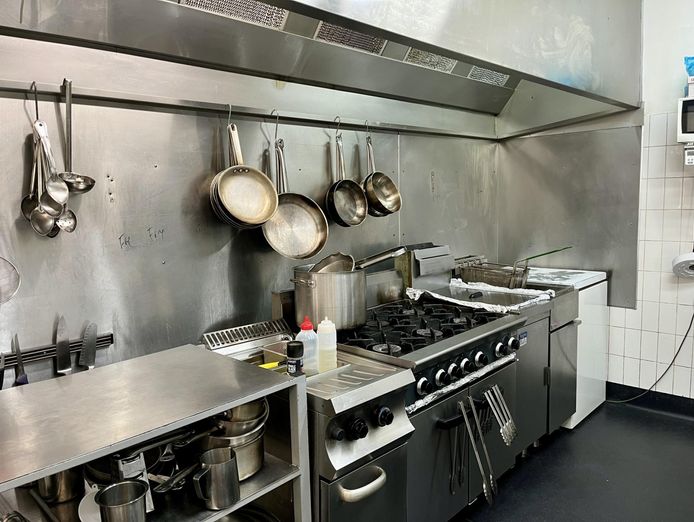 iconic-longford-pub-multiple-income-streams-leasehold-business-60-000-mo-6