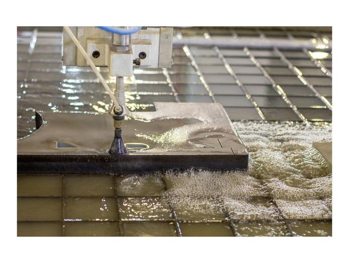 water-jet-cutting-business-1