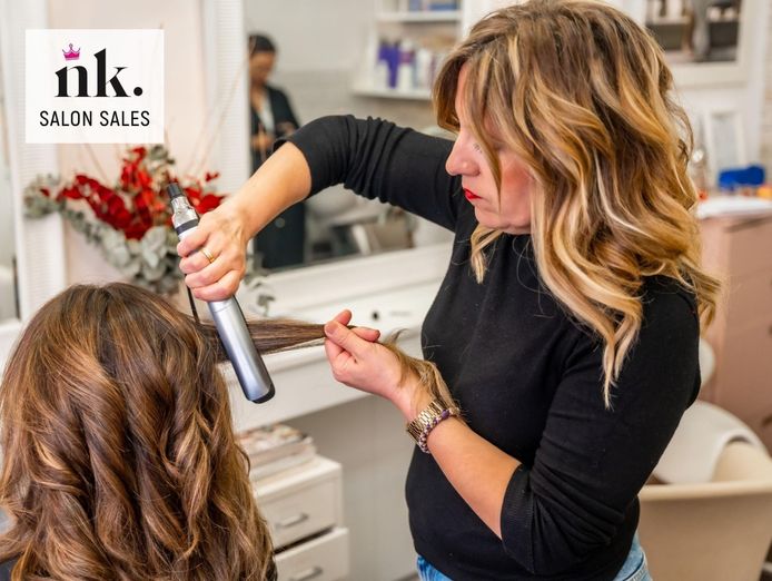 stylish-managed-hair-salon-10km-west-adelaide-cbd-0
