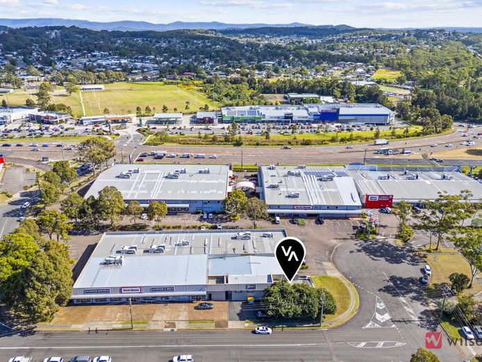 caf-233-in-the-middle-of-a-booming-retail-hub-1