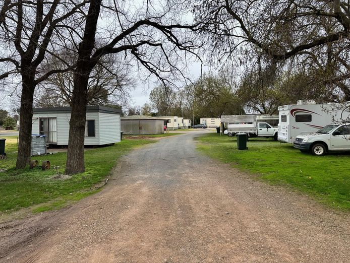 caravan-cabin-park-great-roi-1