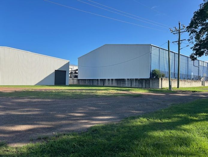two-premier-retail-warehouse-opportunities-with-optional-retail-business-0