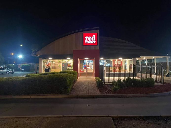 red-rooster-melton-premium-store-2