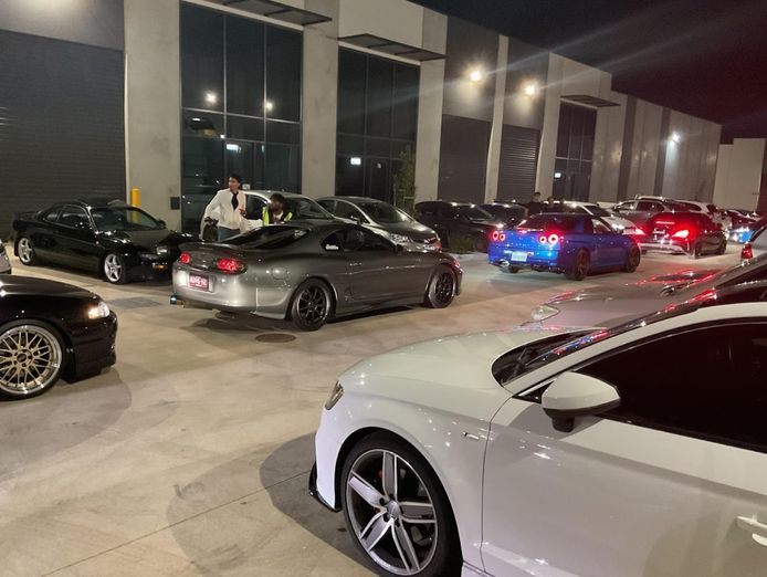 billiards-and-dessert-bar-for-sale-western-suburbs-melbourne-99-000-1