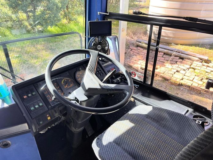 woodstock-bus-service-long-standing-and-reputable-business-4