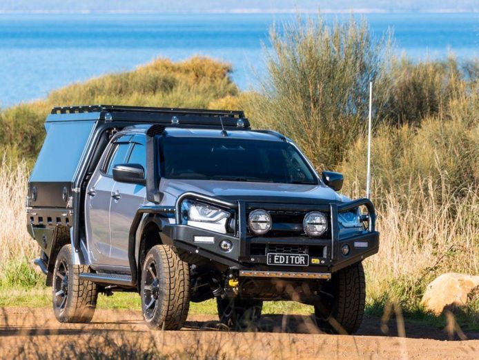 under-contract-30yr-family-run-4wd-accessories-manufacturer-management-in-pl-0