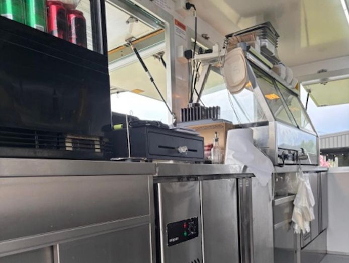 high-profit-fixed-food-van-short-hours-6