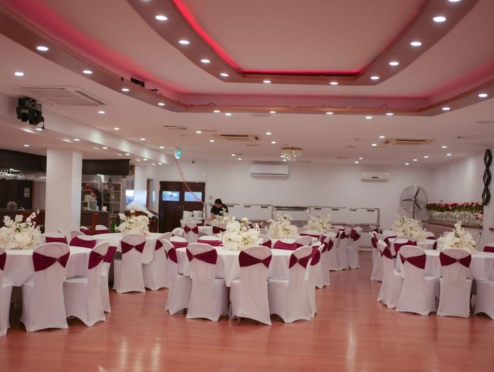 urgent-sale-event-amp-function-venue-crows-nest-199-000-0