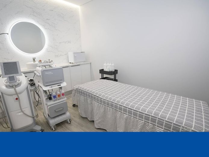 brand-new-skin-clinic-beautician-premise-csbb6892-0