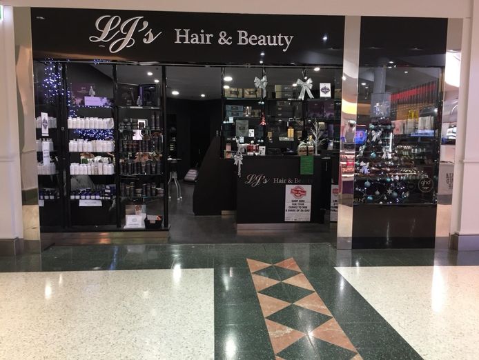 established-hair-amp-beauty-salon-in-prime-toowoomba-shopping-centre-location-0