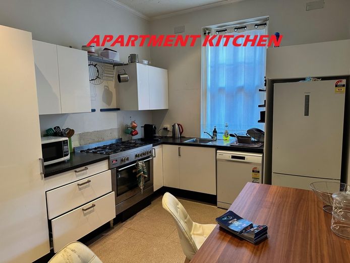 boutique-cafe-with-3-bedroom-apartment-zero-rent-4