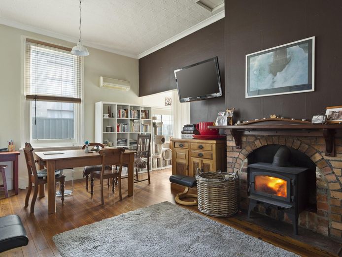 prime-prominent-passive-character-dual-investment-property-beaconsfield-7