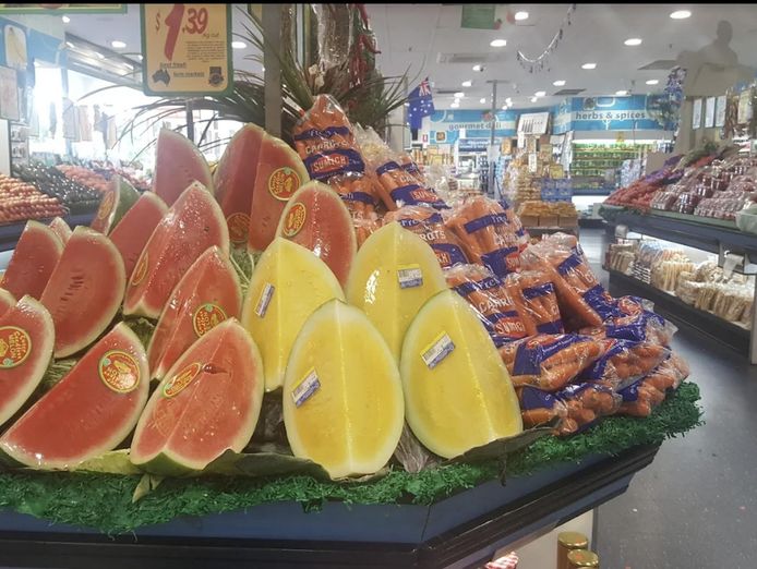 supermarket-fruit-and-veg-shop-netting-8000-per-week-long-lease-low-rent-2