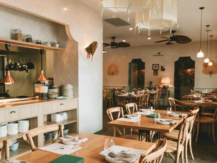 cheapest-rent-in-town-modern-dining-licensed-restaurant-1