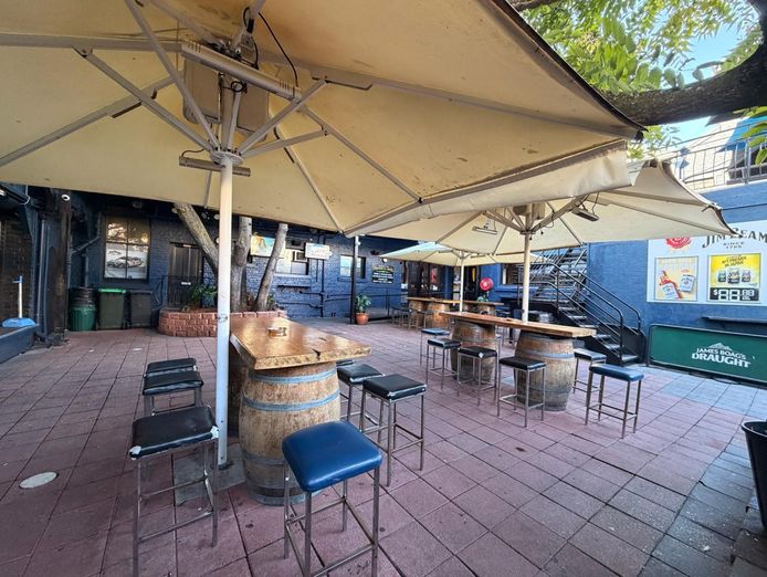 leasehold-profitable-launceston-pub-21-egms-keno-tab-bistro-growth-potential-t-o-5