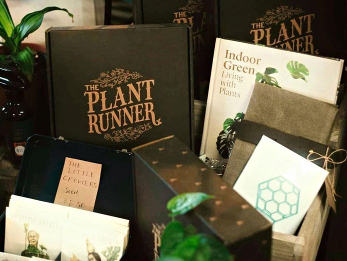 highly-successful-blooming-deloraine-floristry-high-turn-over-o-o-75-000-sav-8