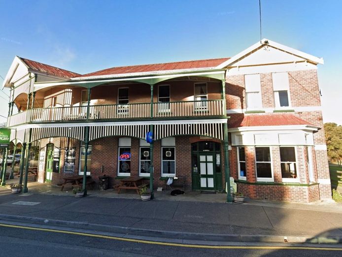 st-marys-hotel-iconic-landmark-leasehold-hotel-only-200-000-sav-t-o-approx-1-1