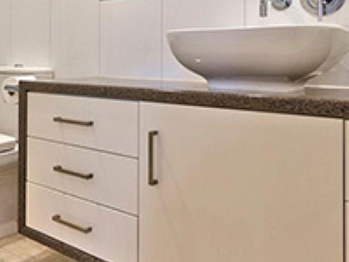 thriving-joinery-business-in-historic-beechworth-3