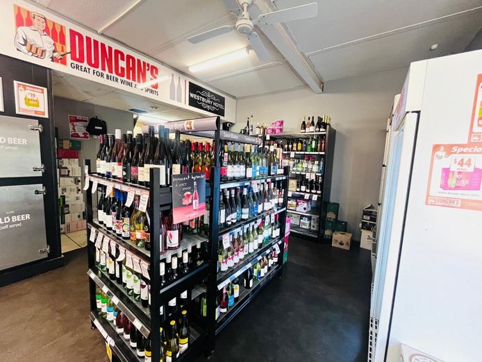 westbury-one-hotel-town-79-roi-for-a-working-couple-4