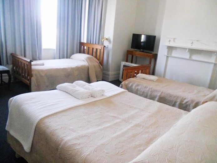leasehold-landmark-lords-hotel-sought-after-rare-opportunity-offers-over-350-0-2