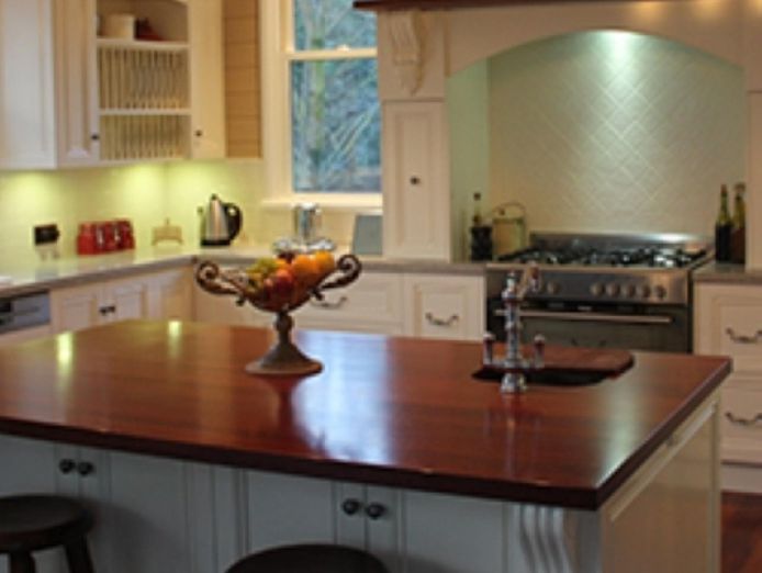 thriving-joinery-business-in-historic-beechworth-0